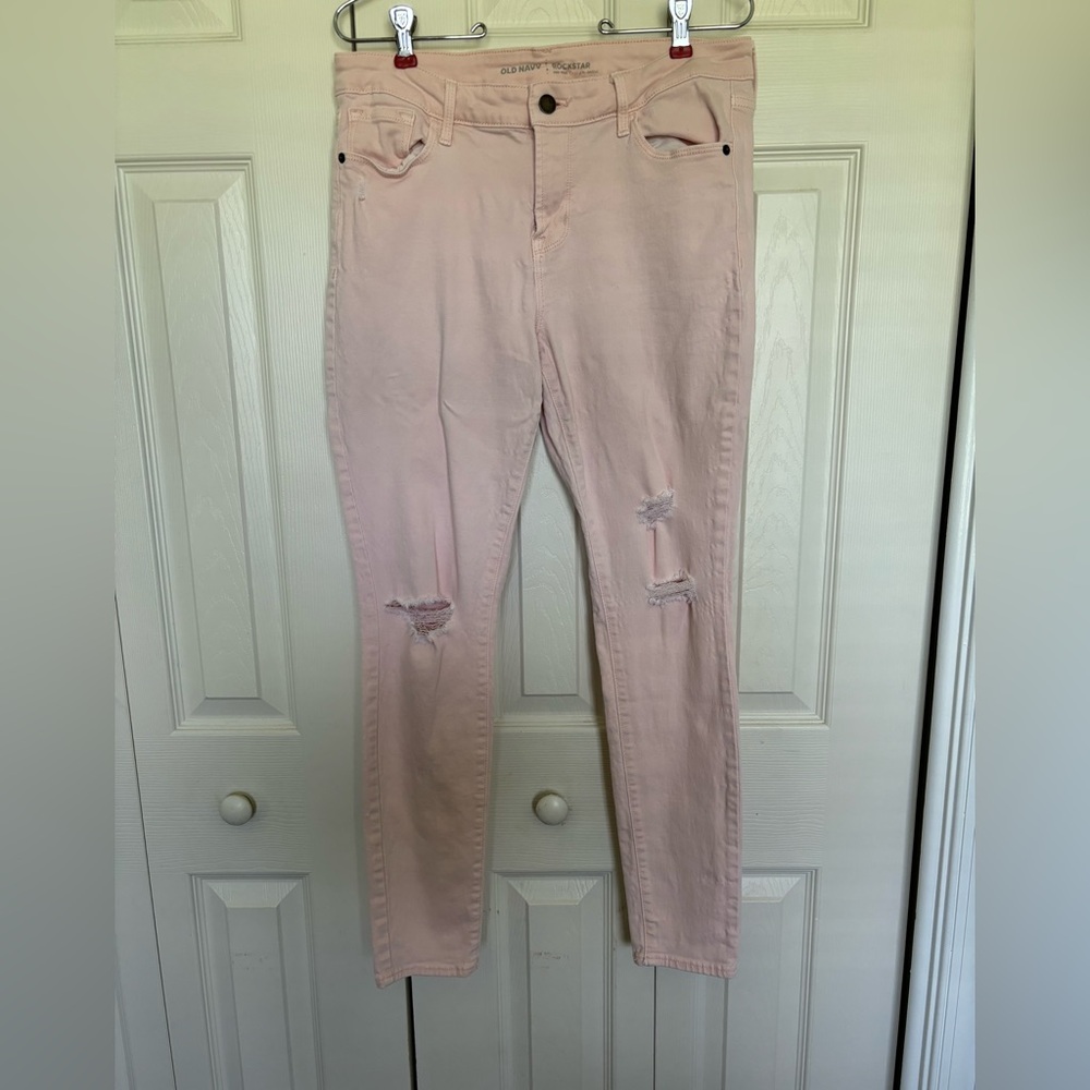 Old Navy Rockstar Mid-Rise pants, pink size 10.